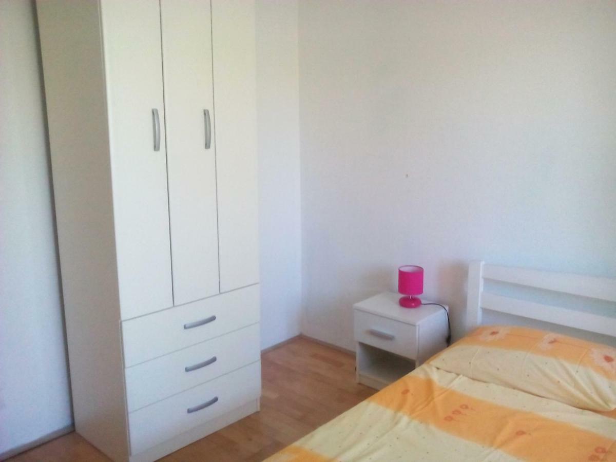 Apartments Petko Rogoznica  Exteriör bild